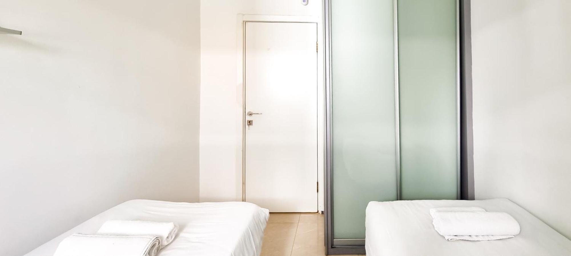 Bnb Israel Apartments - Harav Kook Lilas Тель-Авив Экстерьер фото